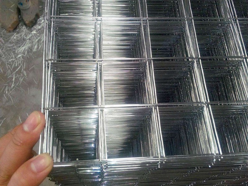 订购0.4钢丝网片-热镀锌电焊网片